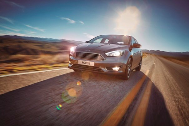 tap-172-ford-profundiza-la-democratizacion-en-el-acceso-a-la-tecnologia-con-la-renovacion-del-focus-01