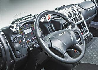 pes-91-el-camion-iveco-trakker-02