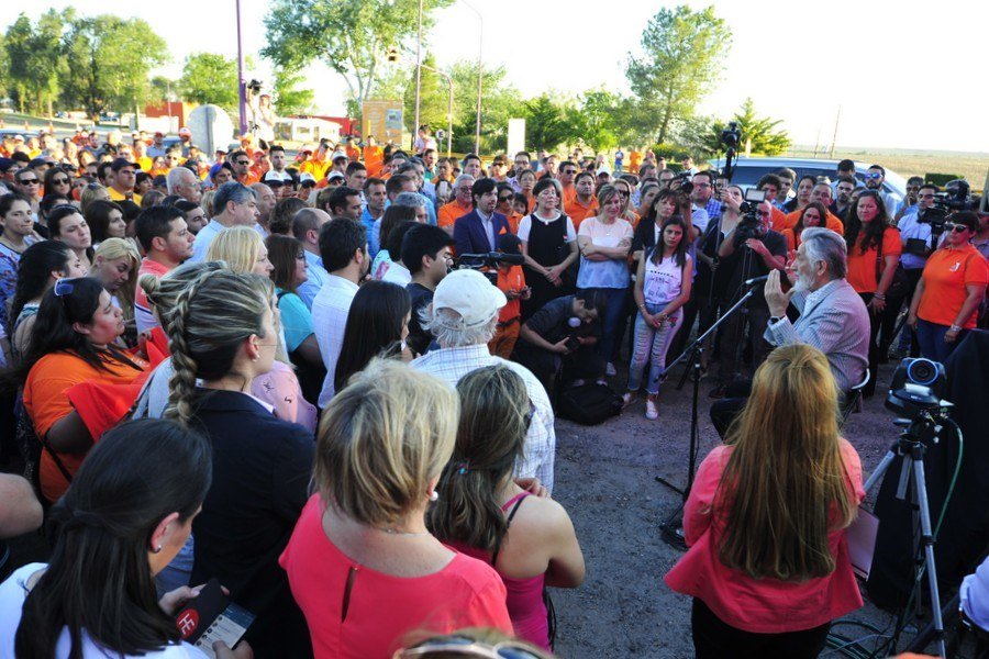 2018-11-30-san-luis-a-la-vanguardia-el-gobernador-alberto-rodriguez-saa-inauguro-la-primera-ruta-electrica-del-pais-5-05