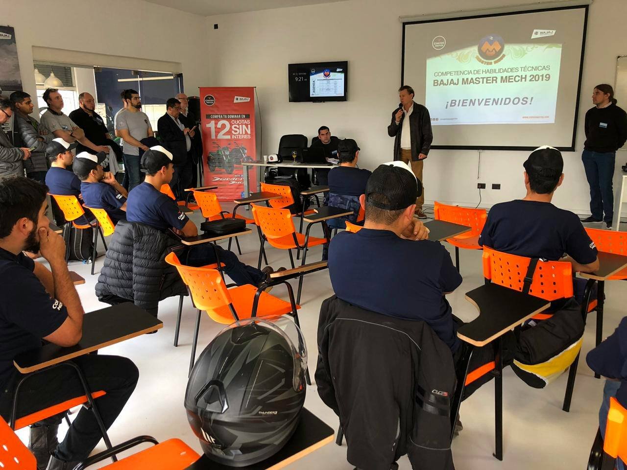 2019-09-12-el-ganador-del-master-mech-bajaj-3-03