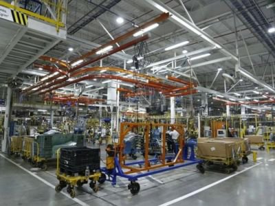 La falta de insumos afecta a la industria automotriz