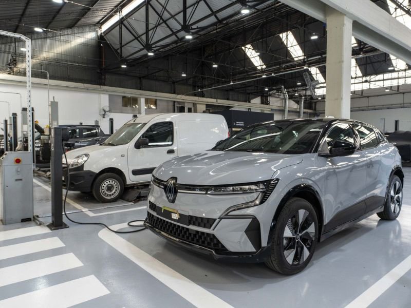 Ventas de autos cayeron 1,7% en noviembre