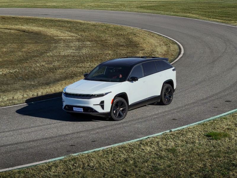 Stellantis lanza STLA AutoDrive 1.0 