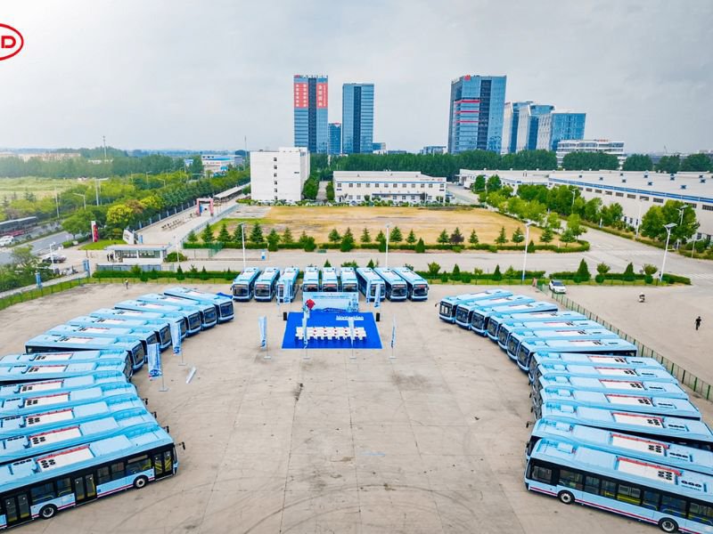 BYD y CUTCSA impulsan carga gratis para taxis eléctricos