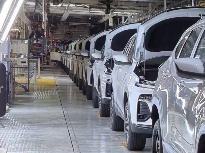 Chevrolet Tracker ya se produce en planta de Alvear