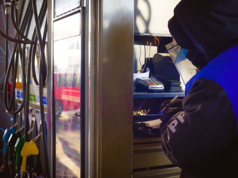 Estacioneros cuestionan sistema de microprecios de YPF