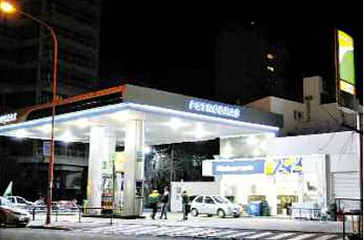 Reinauguración de la estación de servicio de Alem 1 en Bahía Blanca