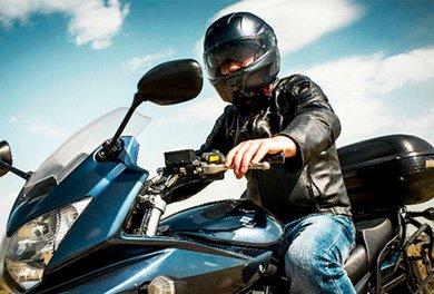 Requisitos para una conducción segura de motovehículos