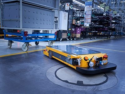 BMW Group aplica robots en su logística de producción